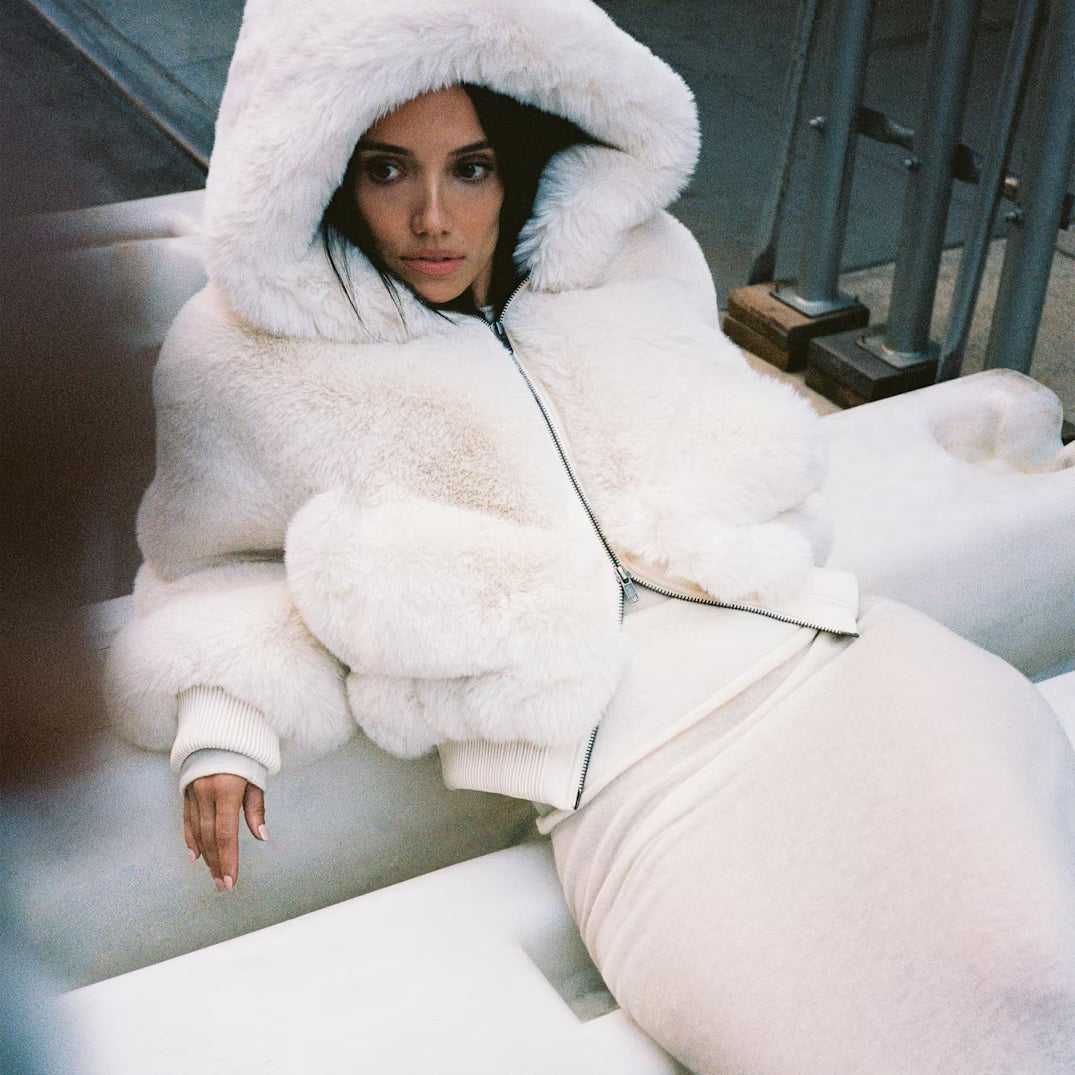 Alice Fur Coat - Limitierte Edition