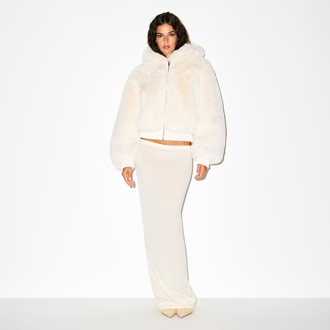 Alice Fur Coat - Limitierte Edition