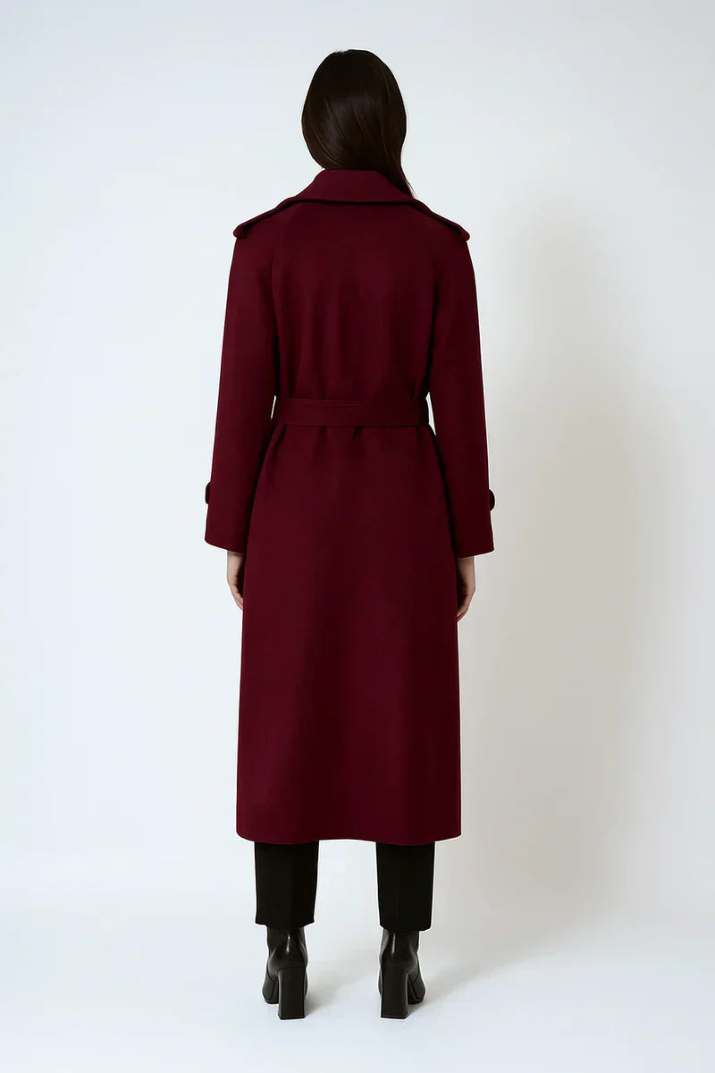 Holly Woll-Trenchcoat