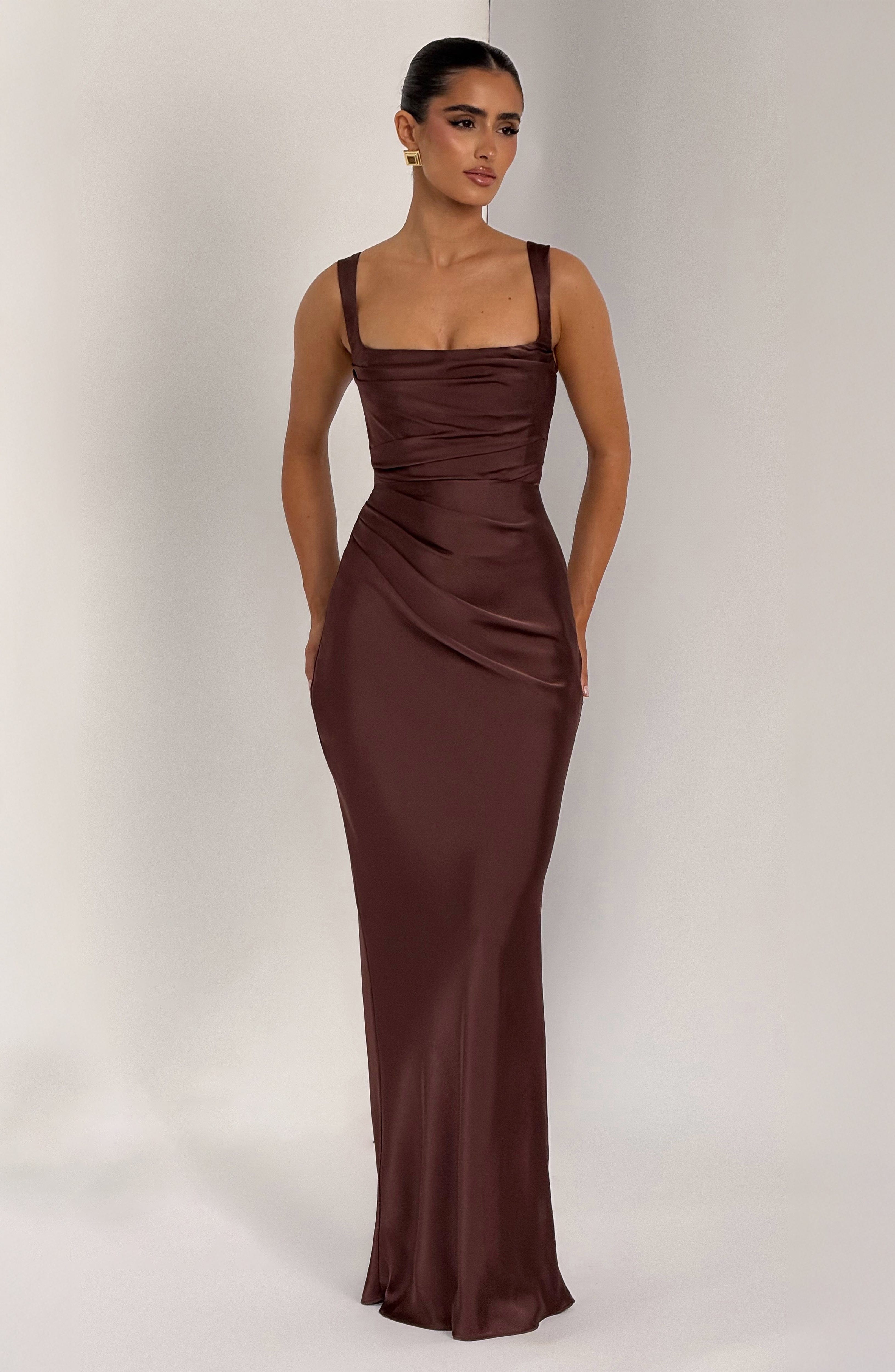 Elara Satin Maxikleid