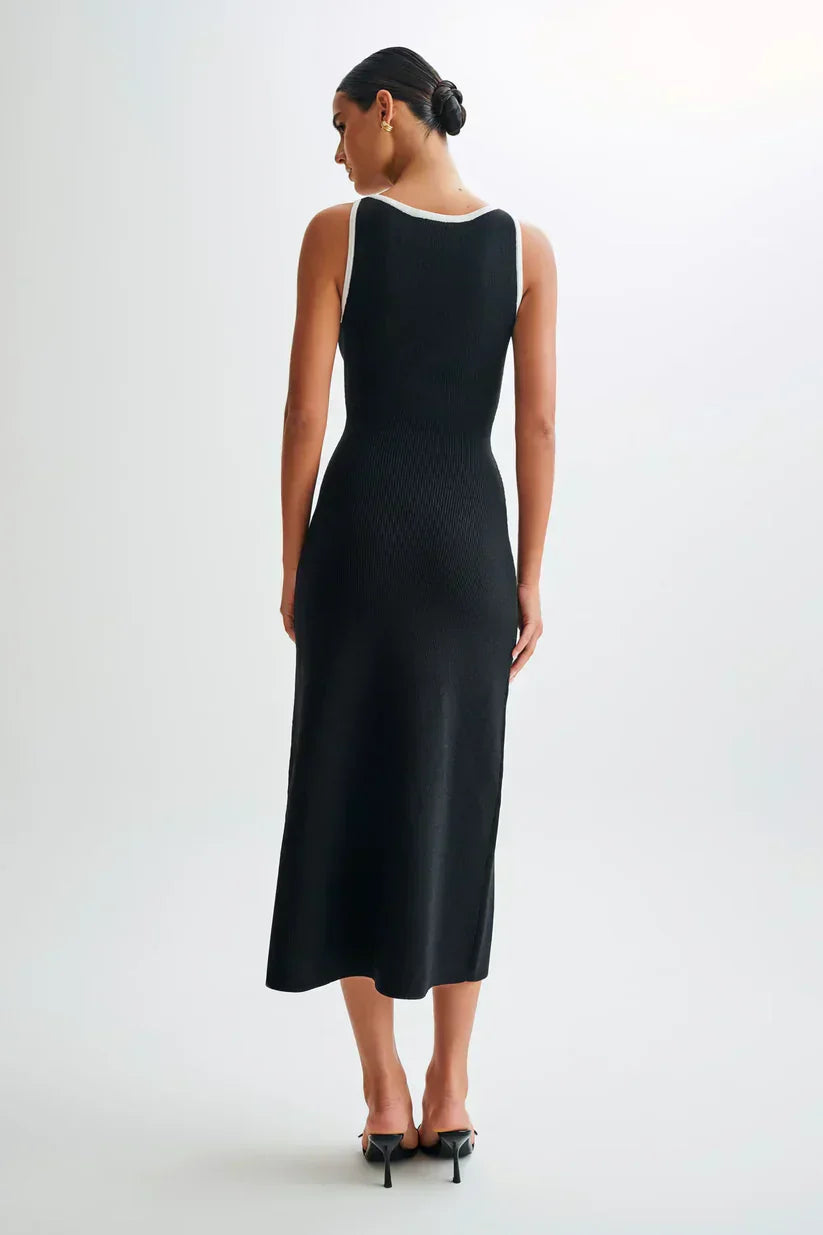 Hilton Dress - Edel Essential