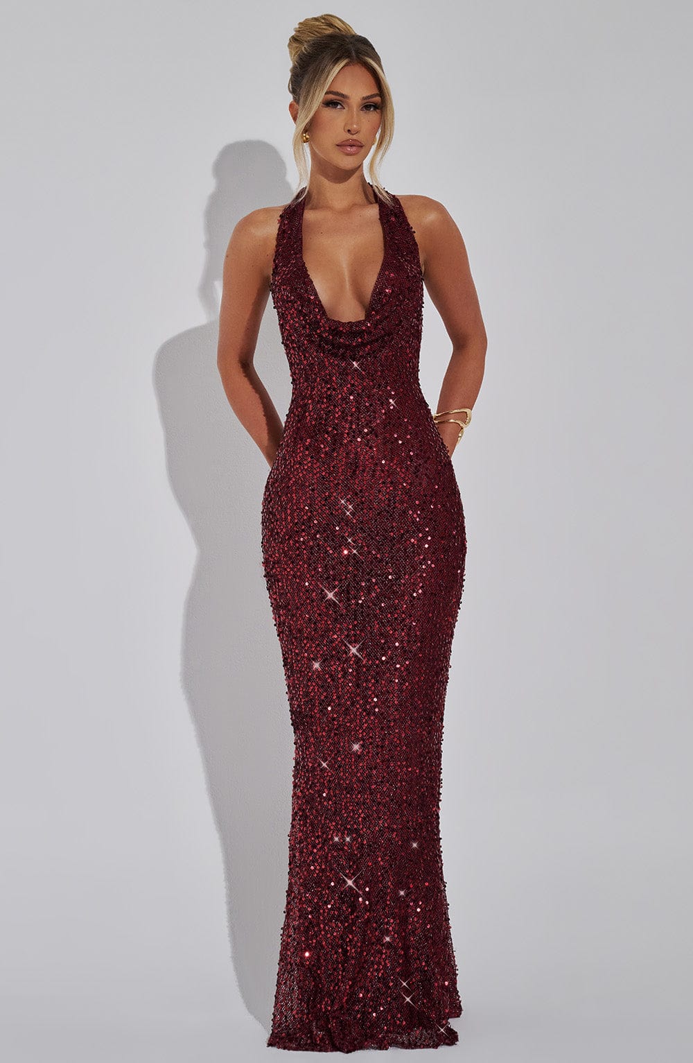 Rubinrotes Maxikleid