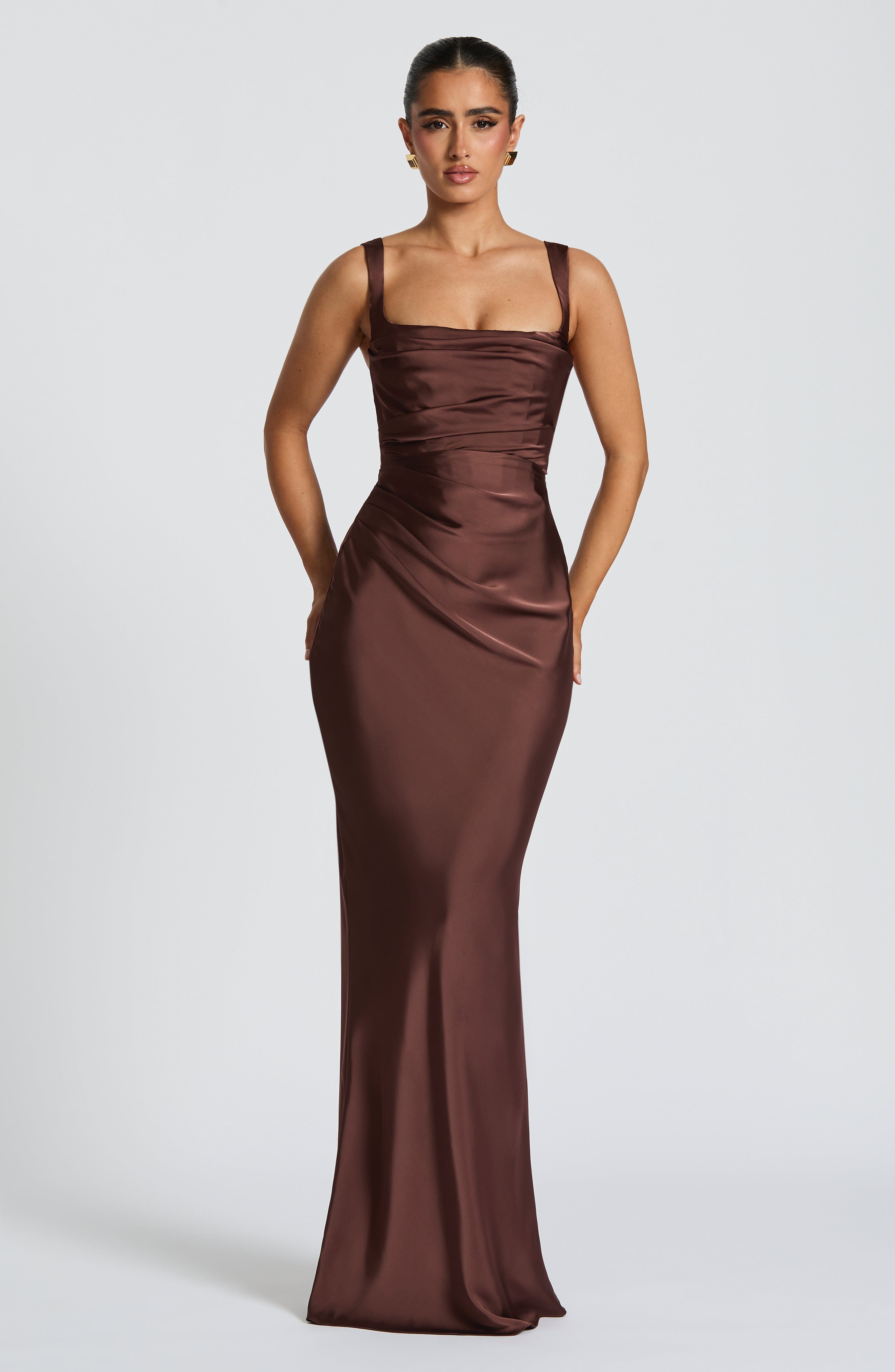 Elara Satin Maxikleid