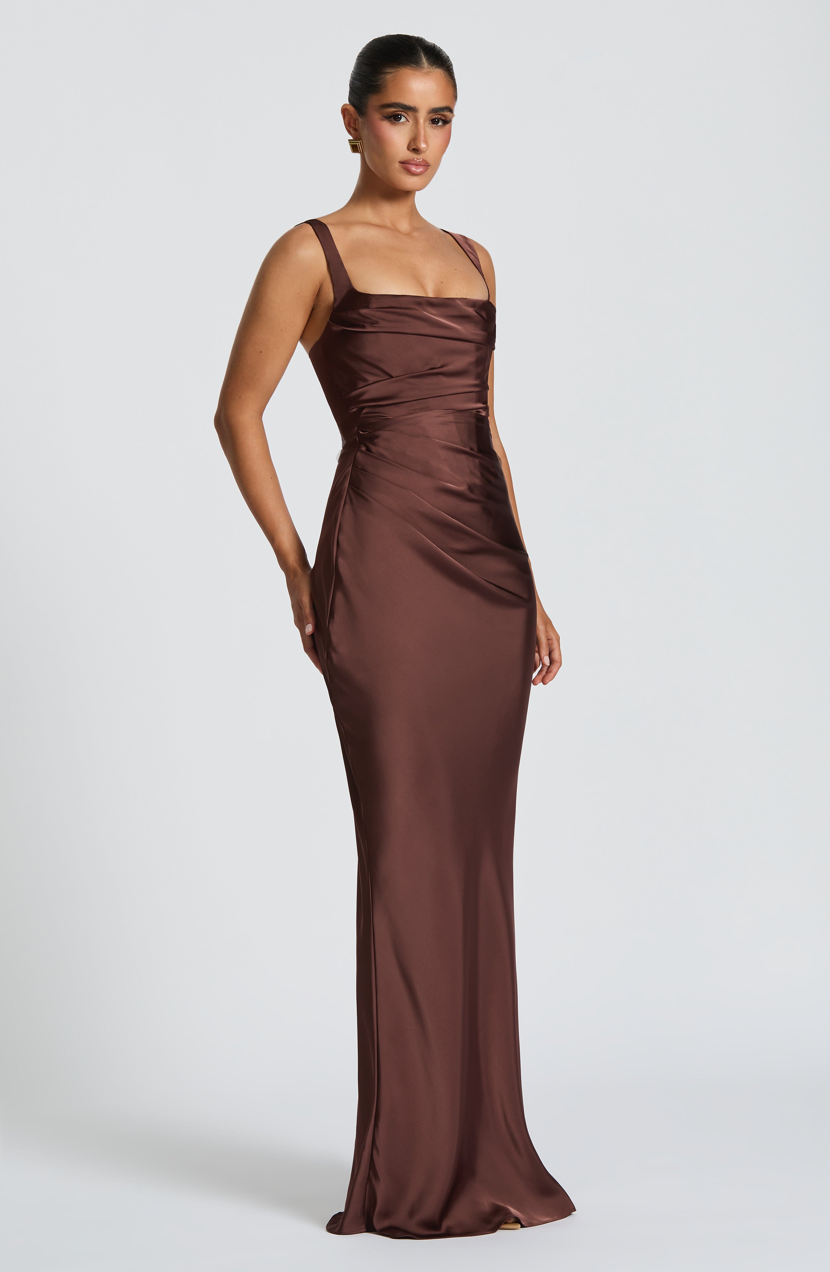 Elara Satin Maxikleid