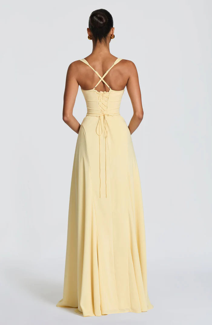 Vestido largo de Rihanna